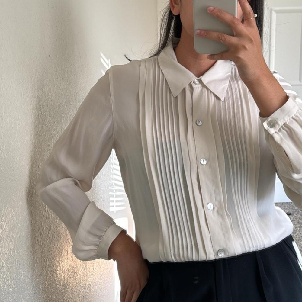 CHICOS 100% silk blouse